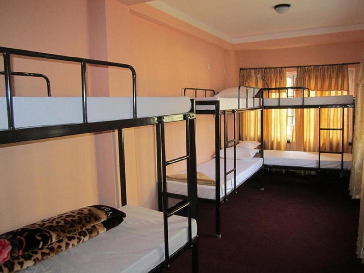 Everest Home Stay Apartment Lalitpur ภายนอก รูปภาพ