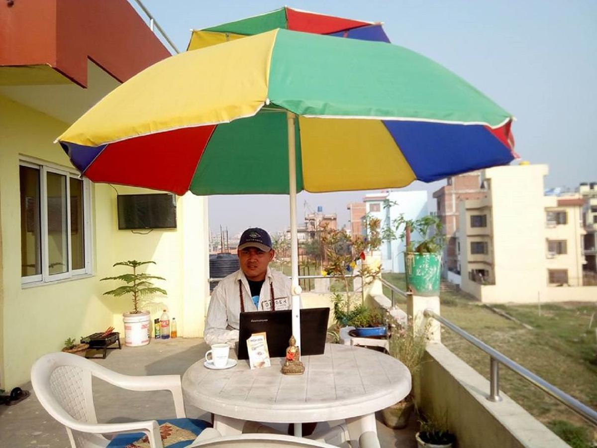 Everest Home Stay Apartment Lalitpur ภายนอก รูปภาพ